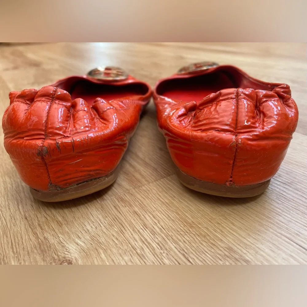 Tory Burch Reva Coral Orange Logo Patent Leather Ballet Flats Womens Size 10